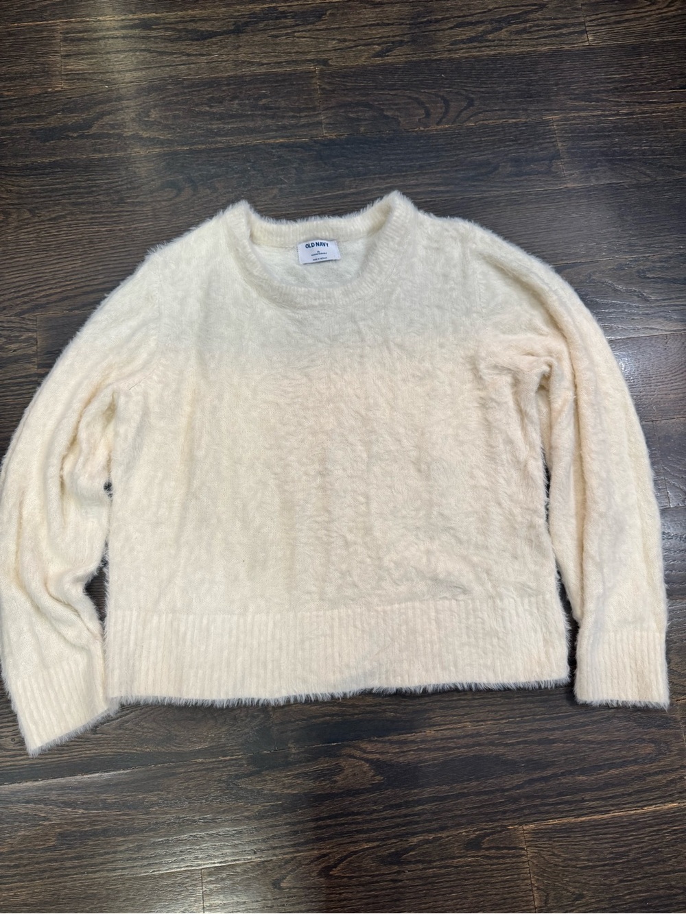 Old Navy Women's Cream Crewneck Sweater - Classic Cozy Knit - Picture 2 of 4